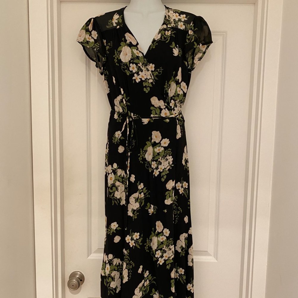 Reformation Carina wrap dress M floral midi also fits S